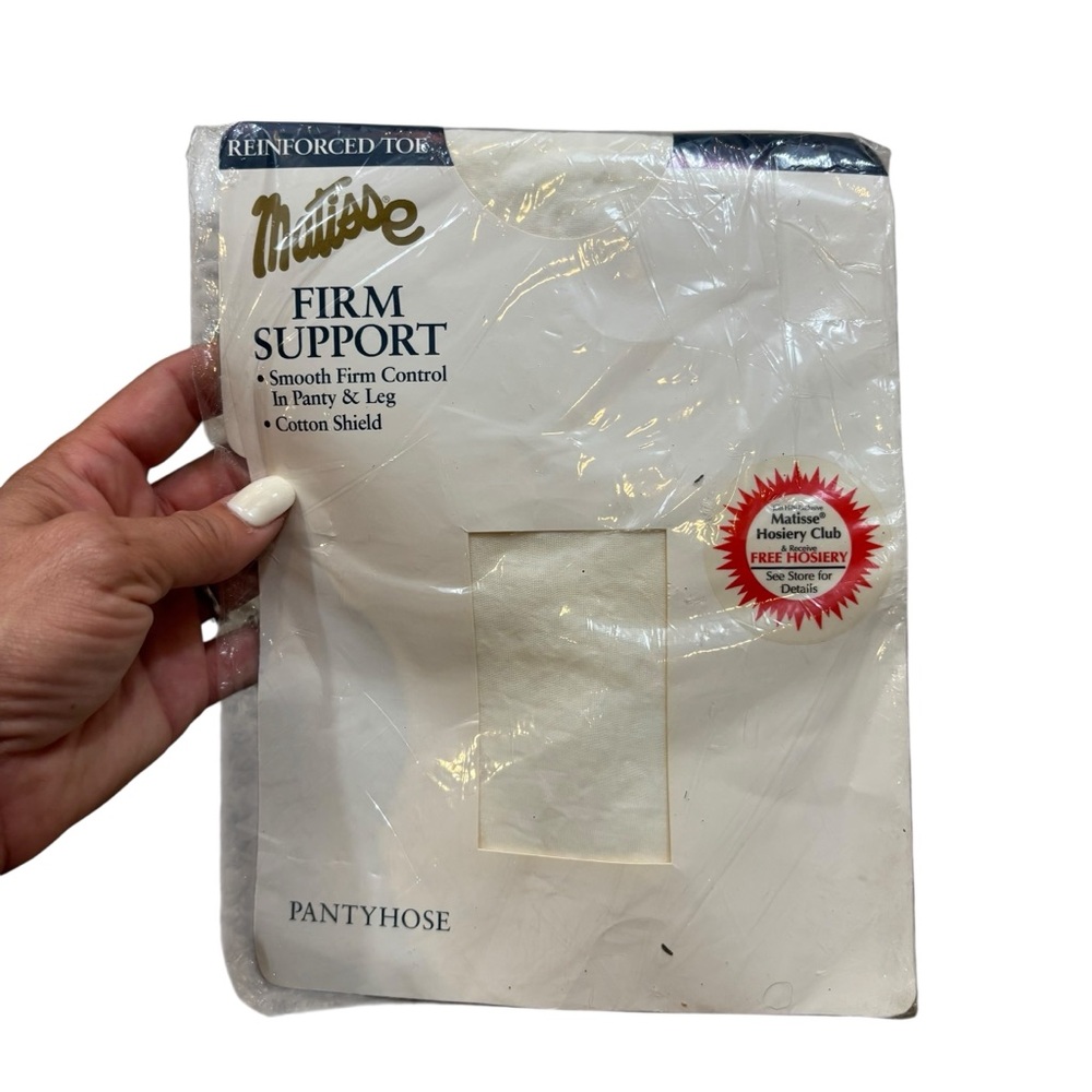 Vintage New in Package Matisse Firm Support Ivory Panty Hose One‎ Size